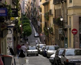 Los lateros de Lavapiés. Esperando a Europa